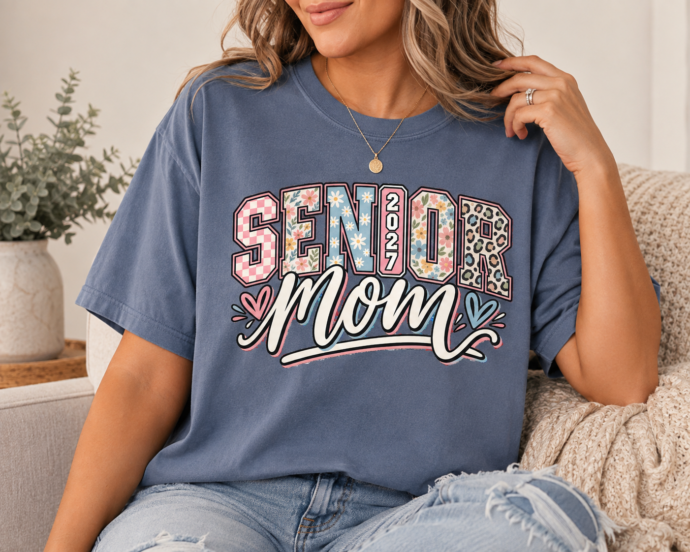 Senior Mom Shirt 2027, Class of 2027 Mom Tee, Floral Senior Mom Comfort Colors Shirt, Graduation Mom Gift product thumbnail image